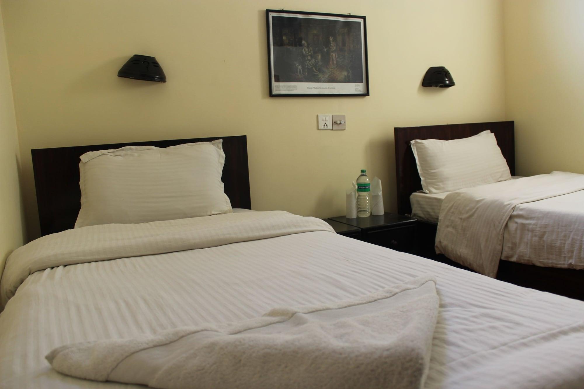 Hotel Buddha Land Катманду Экстерьер фото