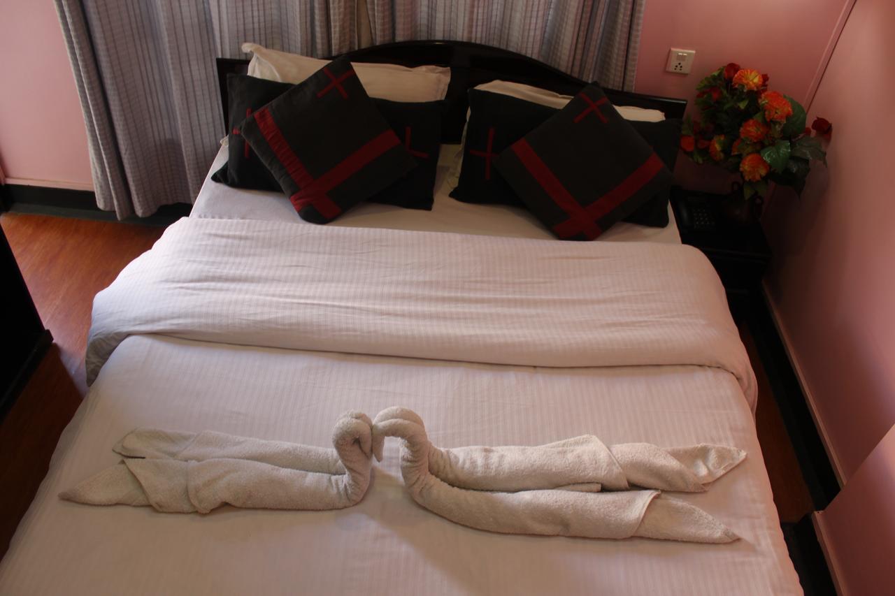 Hotel Buddha Land Катманду Экстерьер фото