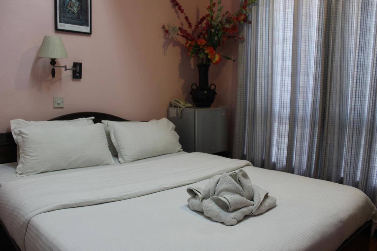 Hotel Buddha Land Катманду Экстерьер фото