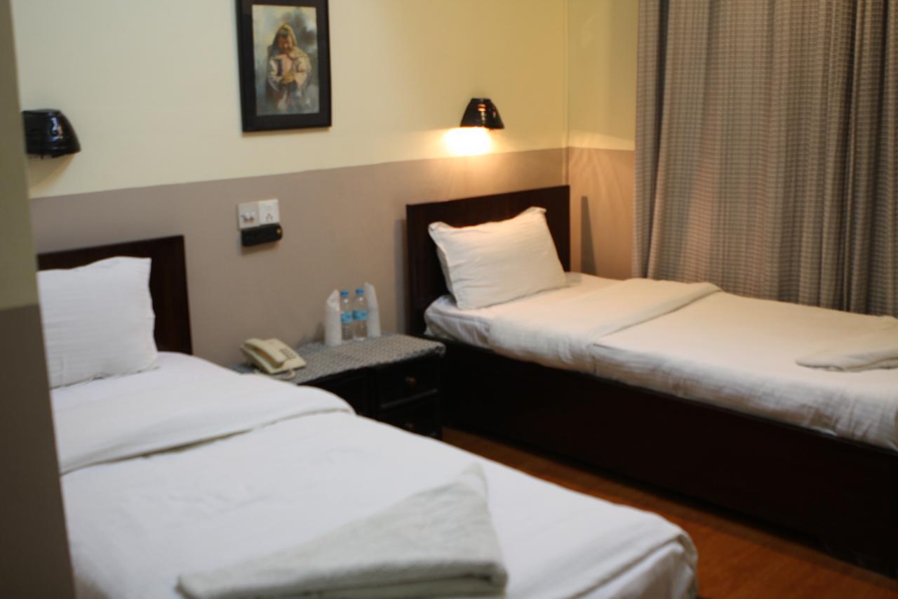 Hotel Buddha Land Катманду Экстерьер фото